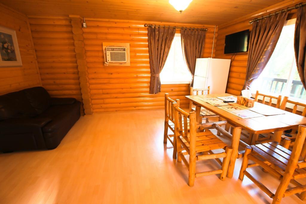 Mt. Revelstoke Alpine Chalets Chambre photo